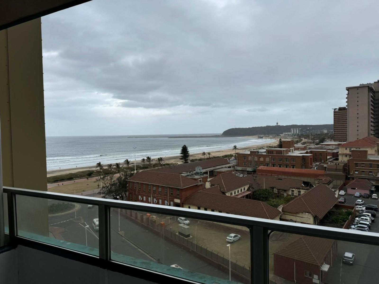 Ocean Views At 10 South Apartment
